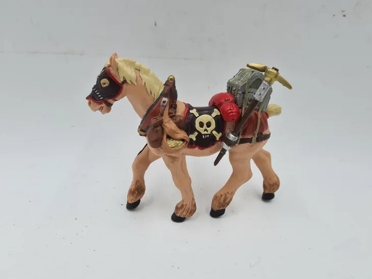kon-rycerza-gryfa-typ-figurka