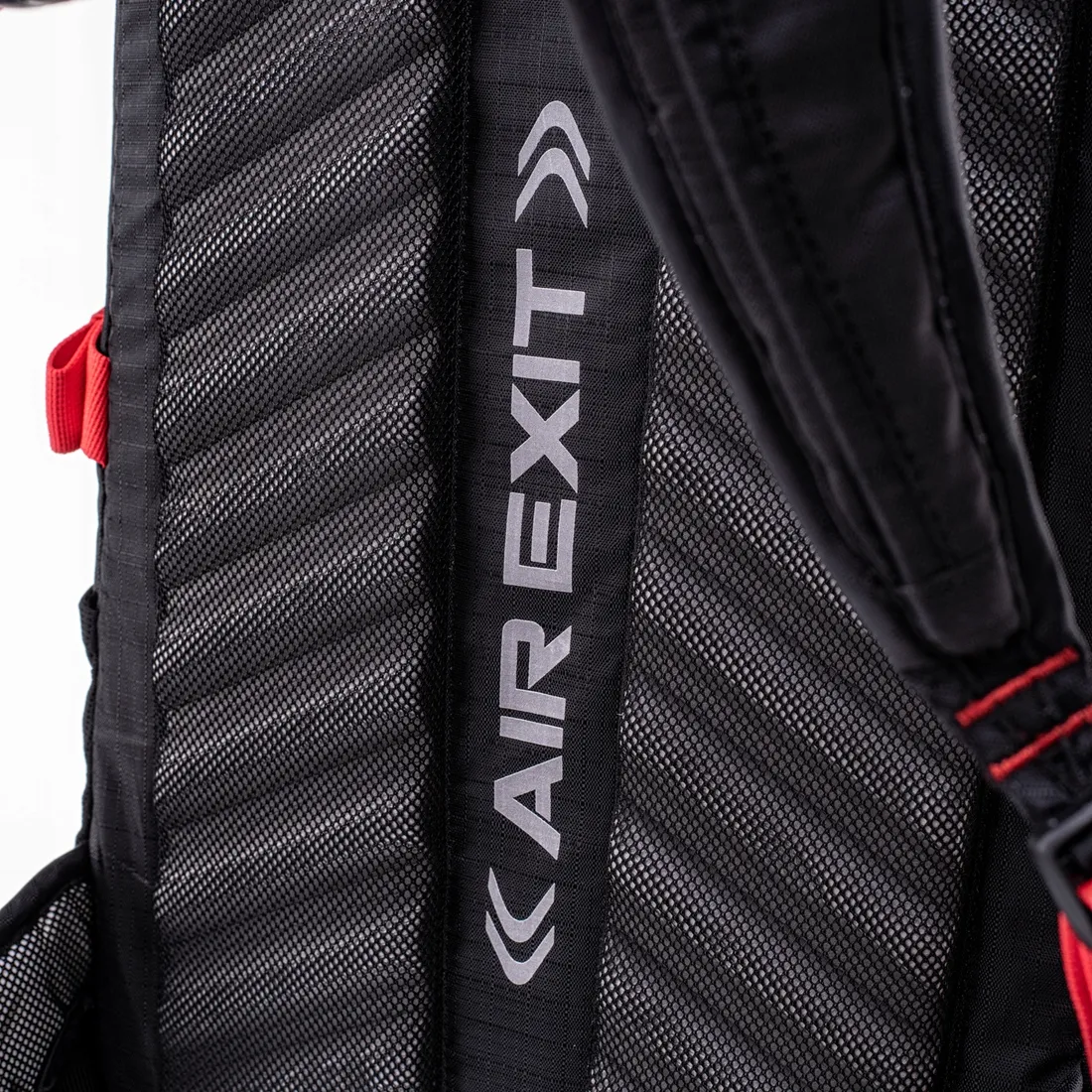 plecak-rowerowy-gravepack-radvik-27l-stan-nowy