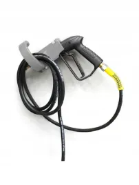 uchwyt-nascienny-organizer-wieszak-na-lance-i-waz-do-myjek-typu-karcher