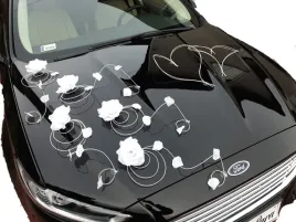 dekoracja-samochodu-ozdoby-na-auto-do-slubu-platki