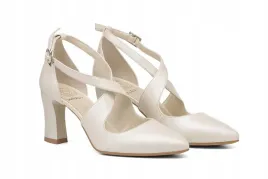 slubne-czolenka-z-paskami-na-slupku-ekru-iga-38