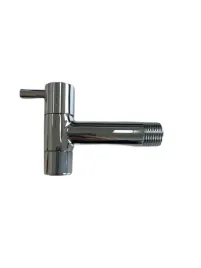 mala-bateria-lazienkowa-do-umywalki-lub-do-pomieszczenia-gospodarczego