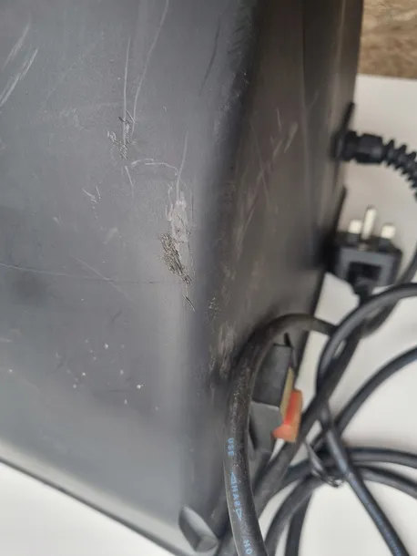 plastikowa-oslona-silnika-betoniarki-belle-betoniarka-bwe-80-110-tbe130-165-marka-belle