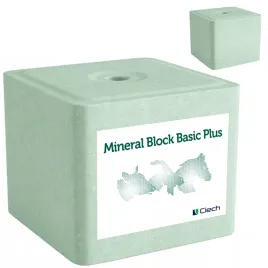 lizawka-solna-basic-plus-kostka-zielona-10kg-sol-dla-bydla-krowy-kozy-ciech