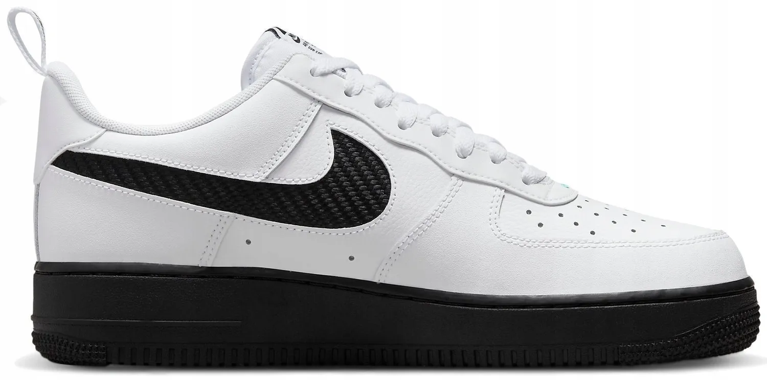 NIKE AIR FORCE 1 '07 LV8 NOS (2023年製)