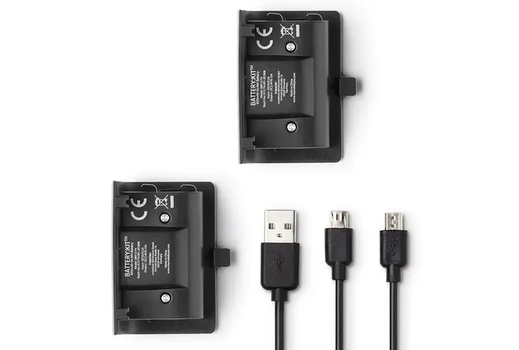 zestaw-ladujacy-snakebyte-battery-kit-do-xbox-one-certyfikat-ce-stan-nowy
