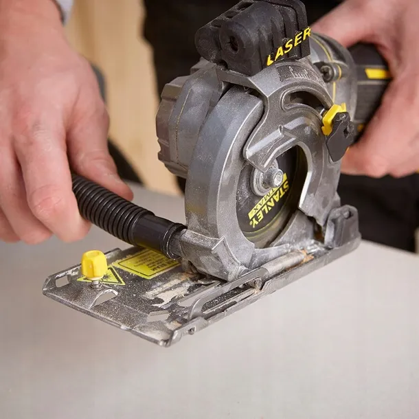 stanley-pilarka-multi-650w-89mm-kufer-glebokosc-ciecia-pod-katem-45-stopni-18-mm