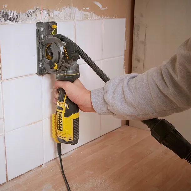 stanley-pilarka-multi-650w-89mm-kufer-kod-producenta-fme380k-qs