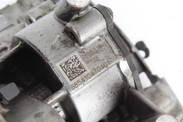 pompa-oleju-bmw-3-e90-30-10-bmw-11417805316-waga-z-opakowaniem-3-kg