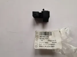 przelacznik-bagaznika-audi-a4-01-08-vag-8e0953229