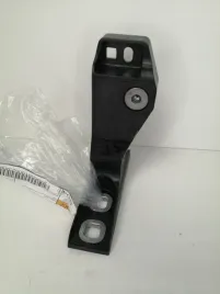 wzmocnienie-zderzaka-audi-p-q7-16-pr-vag-4m0807334