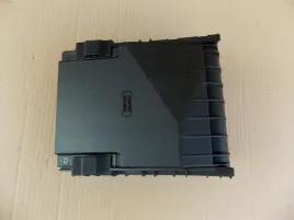 obudowa-bezpiecznikow-audi-q3-12-vag-1k0937132f