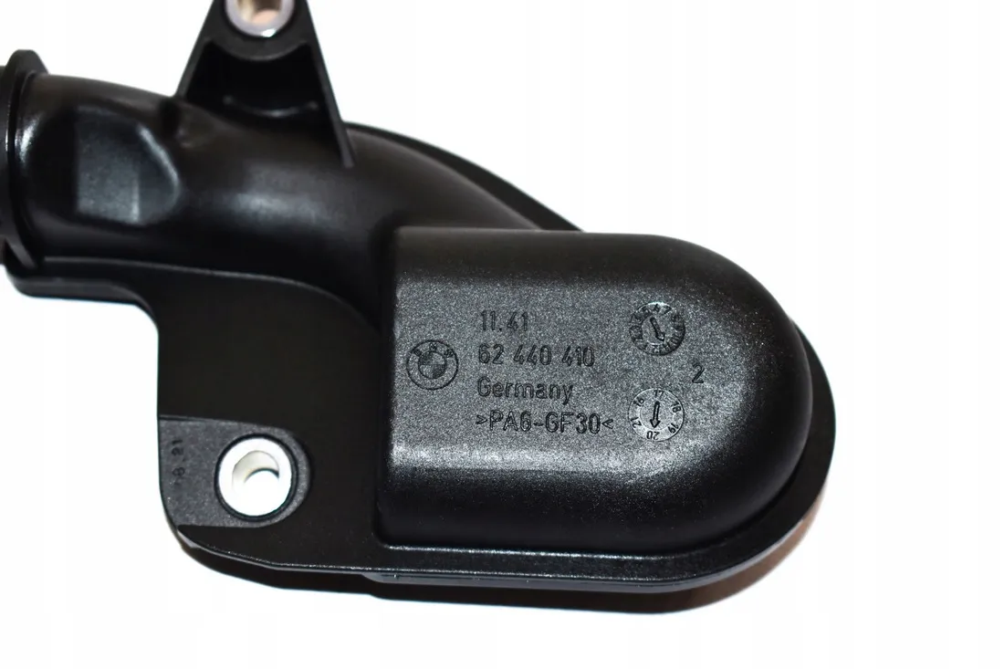 rura-ssaca-z-uszczelniaczem-bmw-e90-e91-e92-e93-stan-nowy