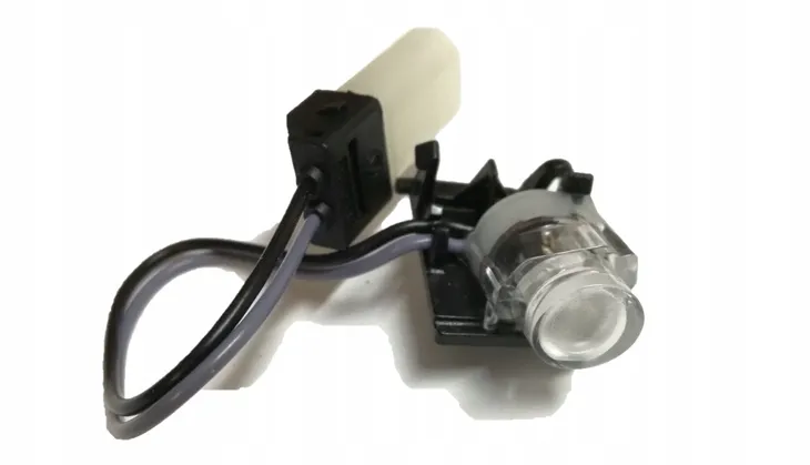 lampka-klamki-audi-a6-11-le-producent-czesci-audi-oe