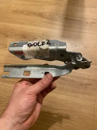 zawias-pokrywy-silnika-vw-golf-04-le-vag-1km823301