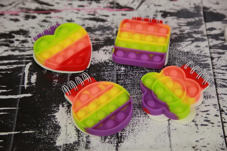 notes-notesik-pop-it-serduszko-50-kartek-okladka-twarda