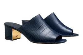 klapki-damskie-tory-burch-martine-55-mm-skorzane-granatowe