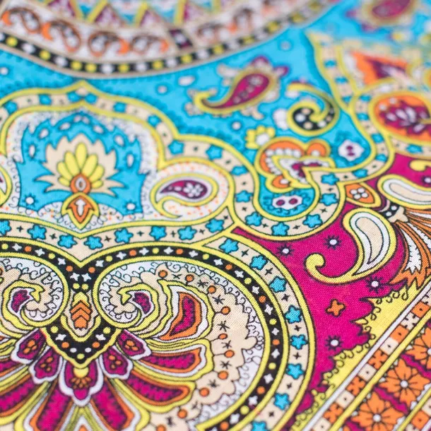 bandana-metropolitan-dlugosc-55-cm-szerokosc-55-cm