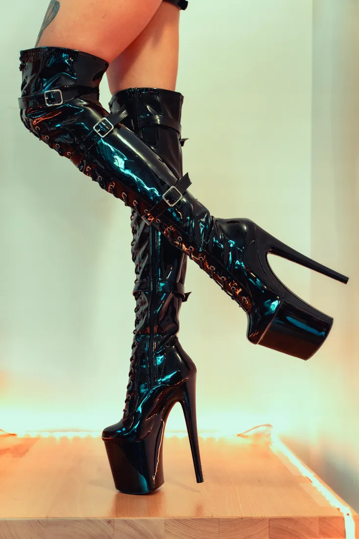 Seksowne Kozaki Za Kolano Na Platformie Czarne SexyHeels