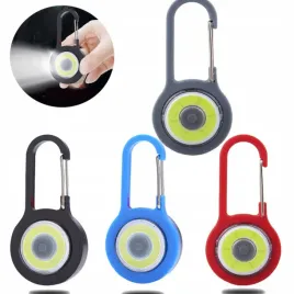 lampka-led-cob-z-karabinczykiem-na-plecak-z-kluczem-do-biegania