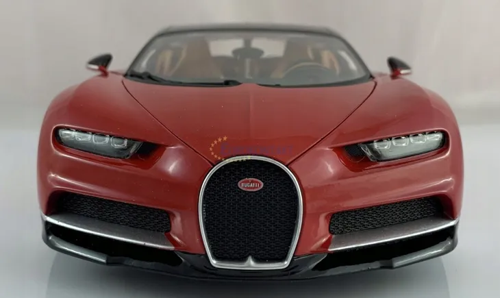 bugatti-chiron-black-red-1-18-bburago-skala-skale-do-1-18