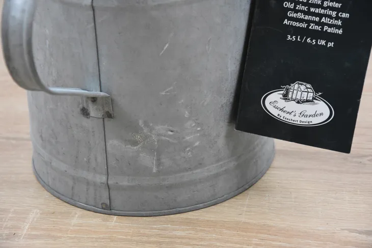 esschert-design-konewka-oz44-pojemnosc-4-l