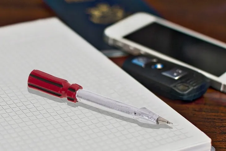 dlugopis-srubokret-stan-nowy-waga-z-opakowaniem-0-15-kg