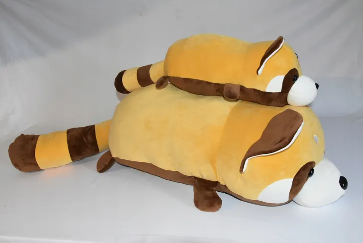 poduszka-walek-panda-czerwona-50cm-wysokosc-produktu-28-cm