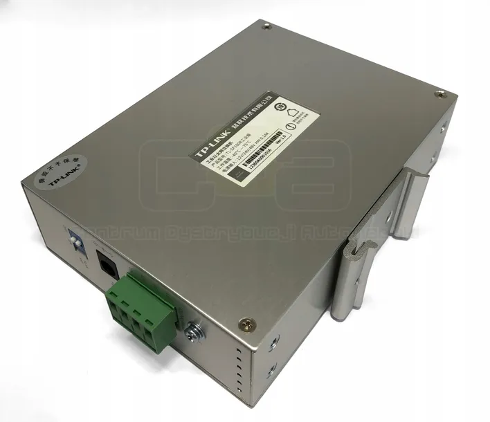 switch-tp-link-tl-sf1008d-kod-producenta-tl-sf1008d-waga-z-opakowaniem-0-25-kg
