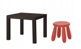 ikea-zestaw-stolik-lack-czarnybraz-mammut-stolek-czerwony
