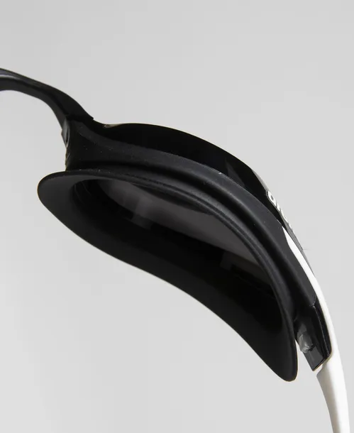 okularki-cobra-swipe-mirror-material-paska-silikon