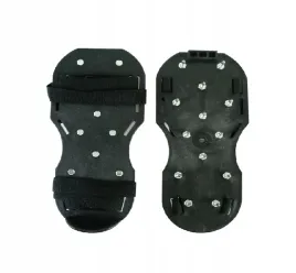 buty-z-kolcami-zywica-epoksydowa-wylewka-posadzka-25mm