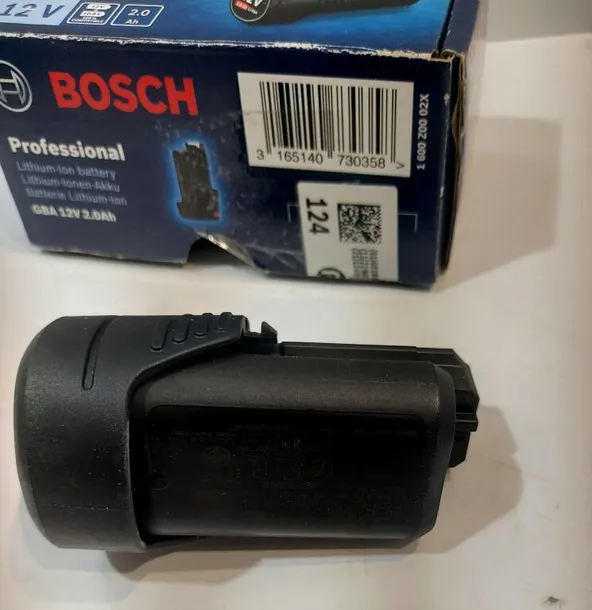 akumulator-li-ion-bosch-12-v-2-ah-waga-z-opakowaniem-0-25-kg