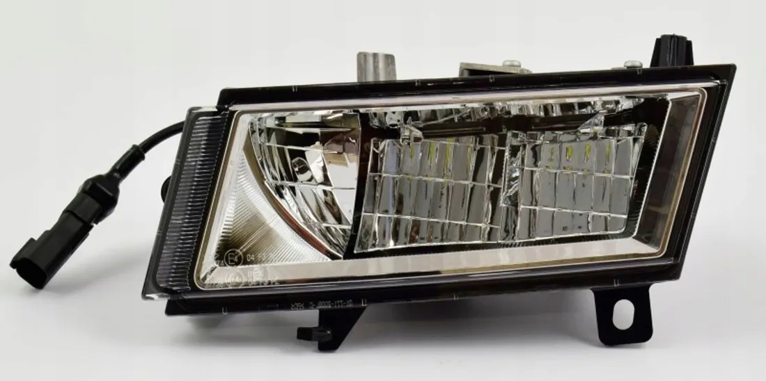 halogen-scania-s-2017-lewy-p-gm-stan-nowy