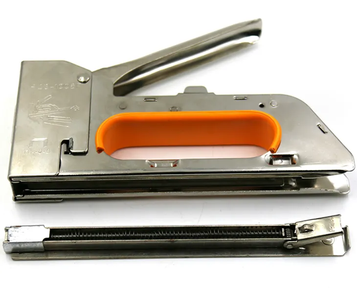 mocny-zszywacz-tapicerski-srebrny-solidny-taker-zszywanie-materialow-tkanin-produkt-wprowadzony-do-obrotu-na-terenie-ue-przed-13-12-2024-tak