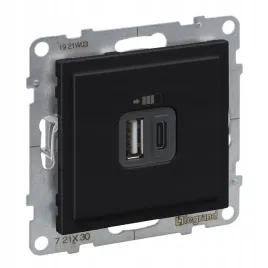 legrand-gniazdo-usb-typ-a-c-5-v-3-a-czarny-suno-721430