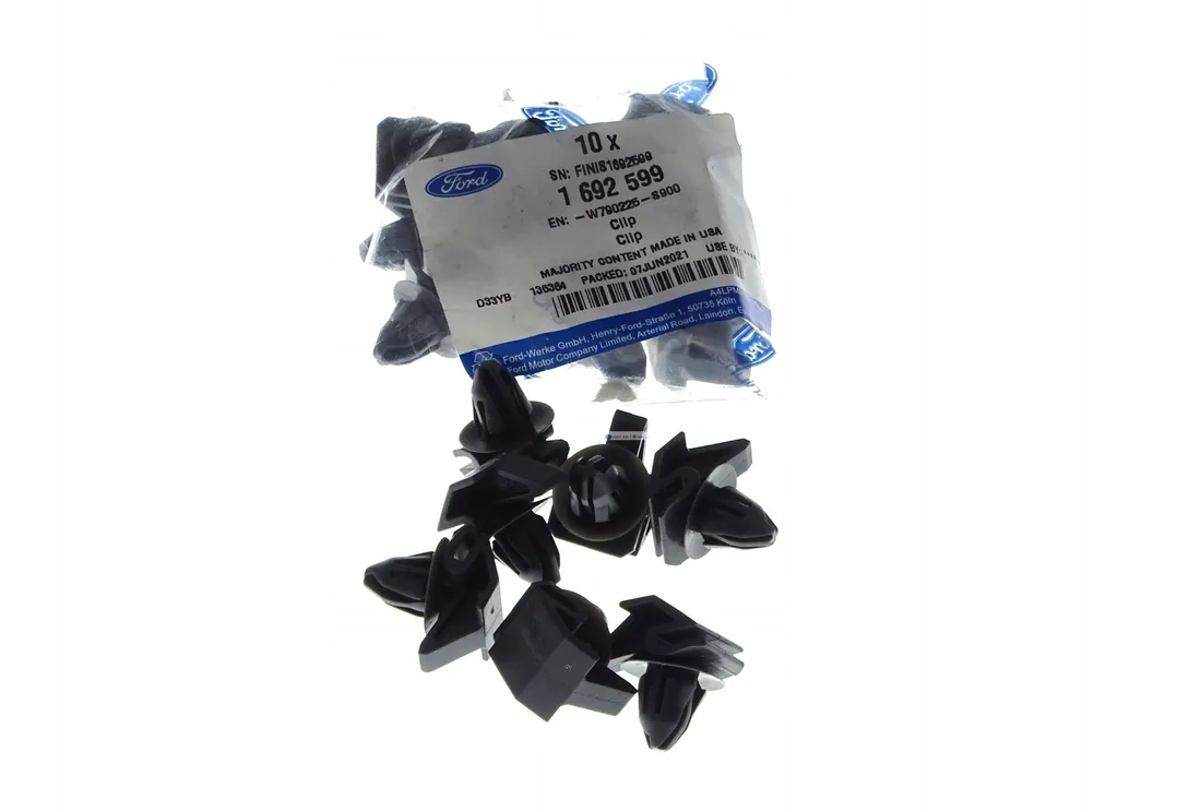 spinka-listwy-progowej-ford-kuga-12-