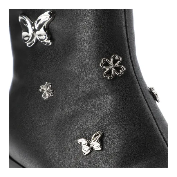 botki-artiker-55c0456-black-marka-inna
