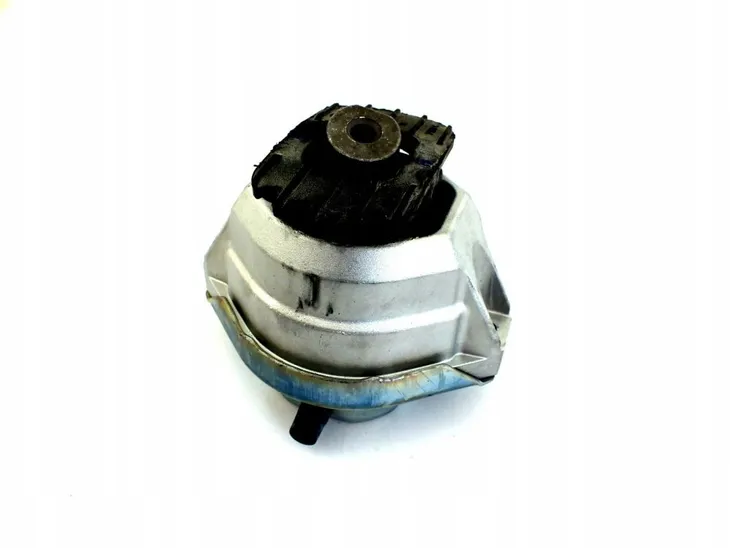 poduszka-silnika-bmw-e60-e61-e60n-e61n-530xd-525xd-numery-katalogowe-zamiennikow-22116770641