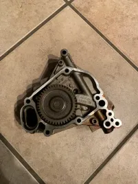 pompa-oleju-bmw-5-f10-20-10-
