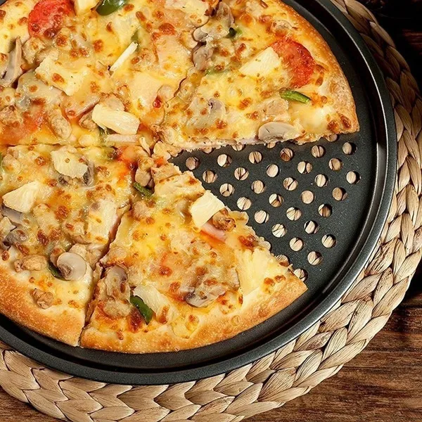 blacha-do-pieczenia-pizzy