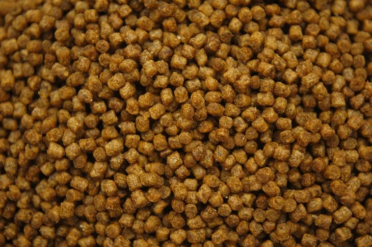 method-feeder-pellet-2mm-ananas-micro-method-profes-karp-amur
