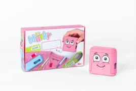 pieczatka-do-odziezy-colop-my-marky-20-rozowy-z-tasiemka-i-etykietami