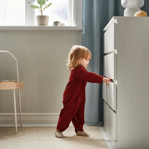ikea-solstol-zamek-szafki-marka-ikea