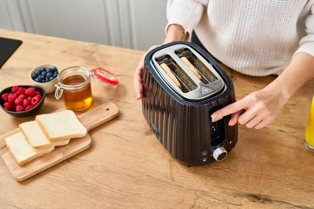 toster-lafe-modern-pro-czarny-1000-w
