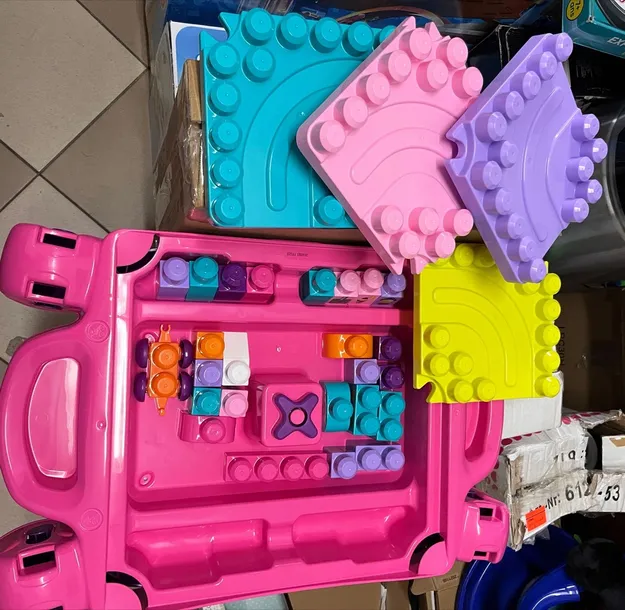 zabawka-konstrukcyjna-mega-build-n-learn-table-material-plastik