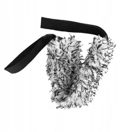 delikatna-szczotka-z-mikrofibry-do-czyszczenia-felg-samochodowych-na-tasmie