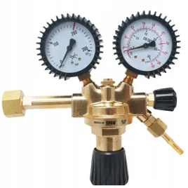 reduktor-butlowy-z-zaworem-odcinajacym-mig-tig-mag-argon-co2-magnum-200bar