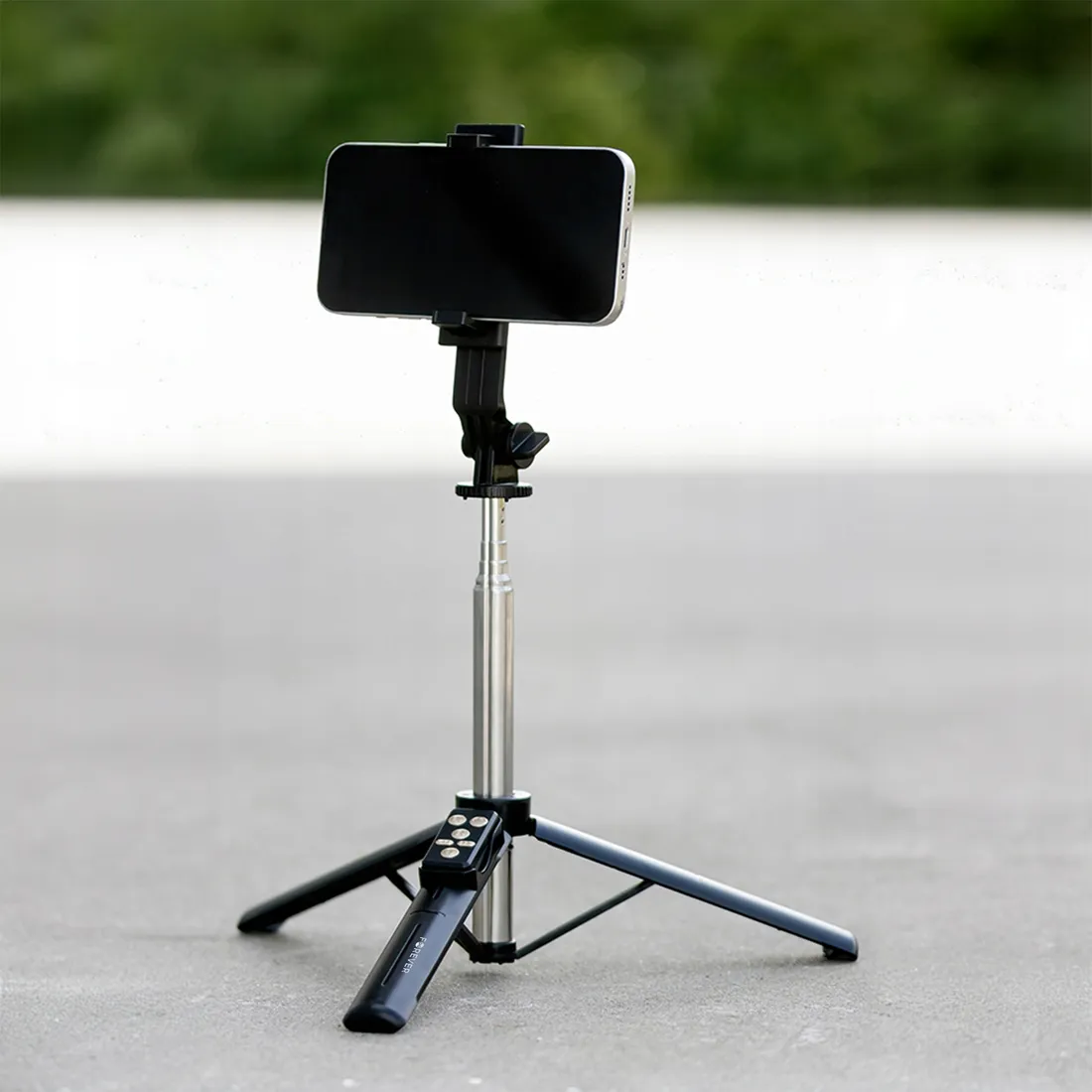 forever-selfie-stick-bluetooth-tripod-sst-100-czarny