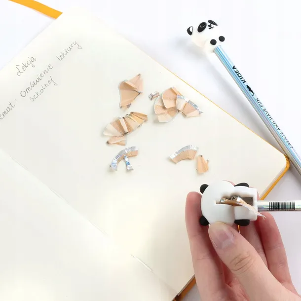 temperowka-z-olowkami-panda-kidea-kolor-bialy-czarny-wielokolorowy